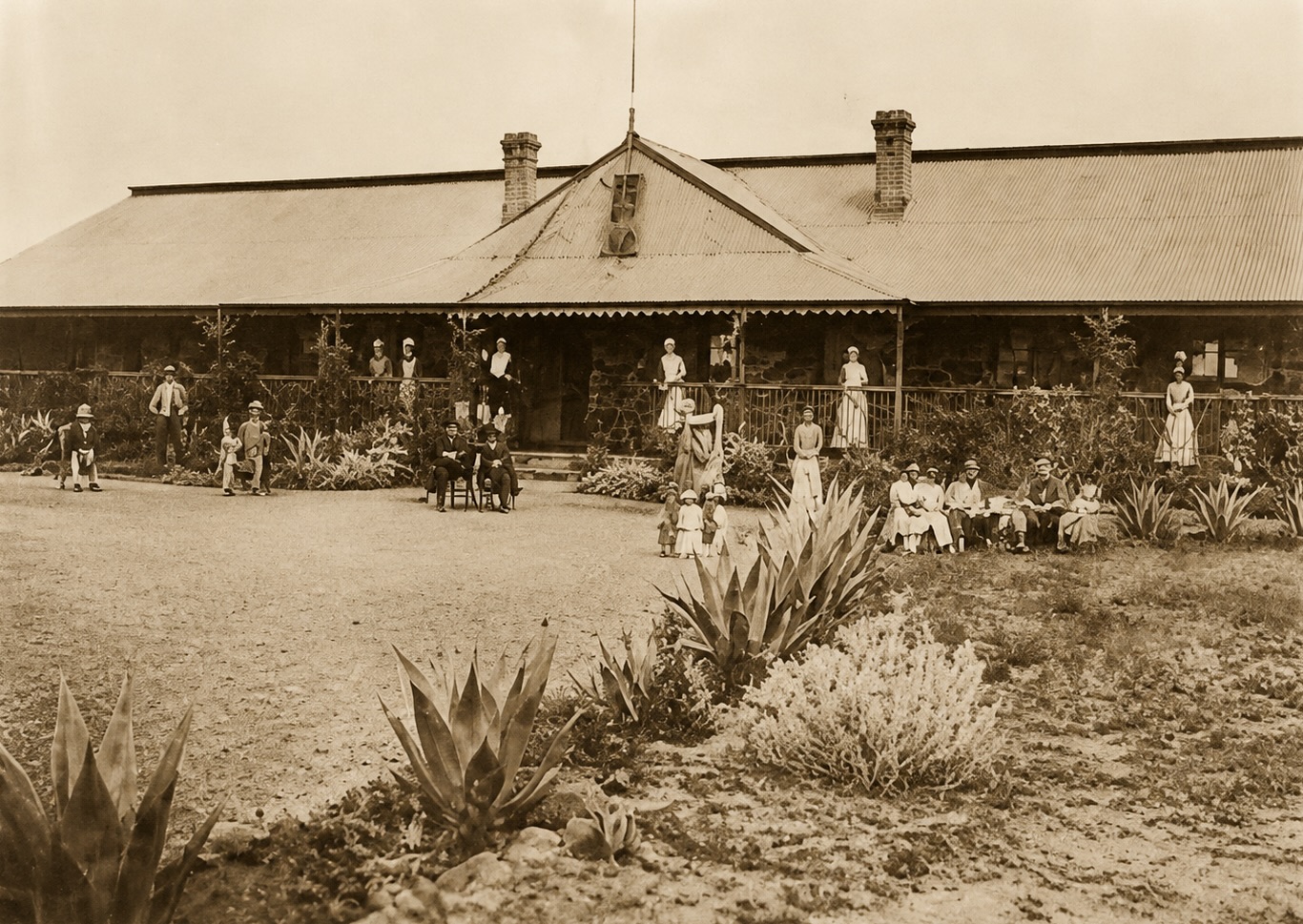 Historic photograph of Kimberley Hospital during the 1890s.