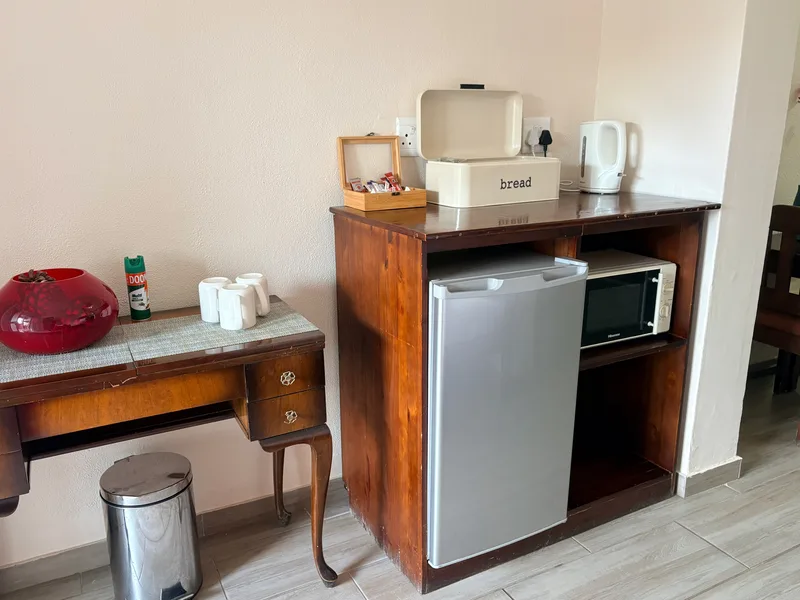 Room 6 refreshment counter